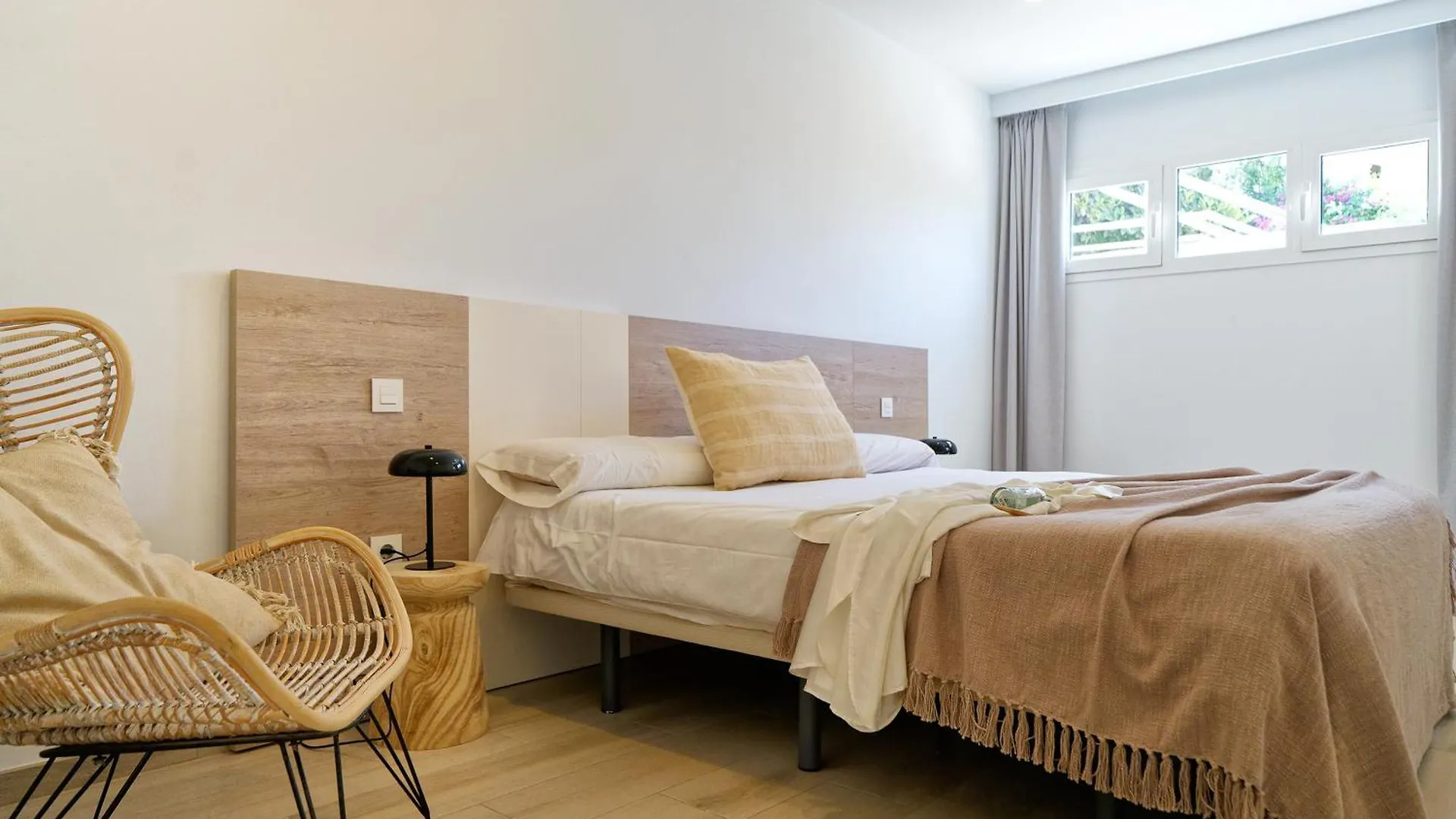 מספאלומס Deva Beach Boutique Apartments