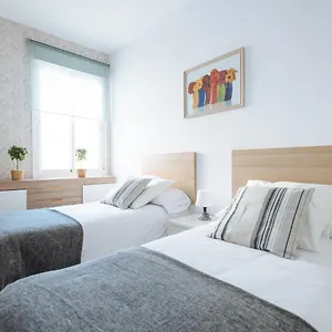 Siete Revueltas Apartment Seville